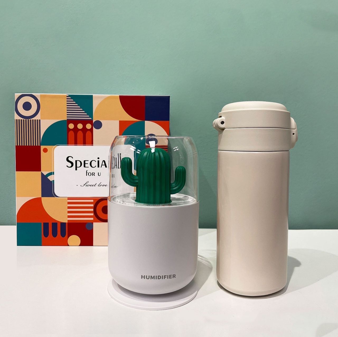 Personalized Gift Set Desk Idea