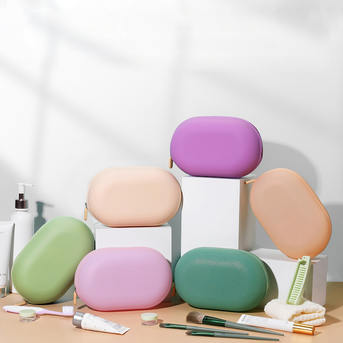 small-hardcase-zipper-pouch