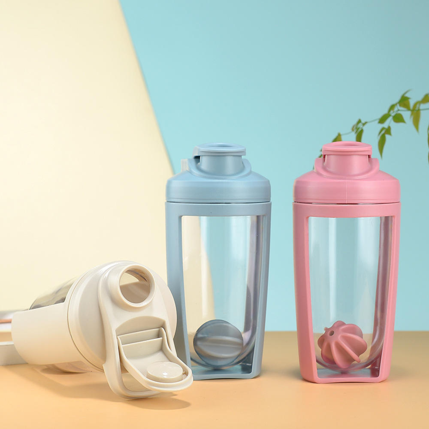 transparent-gym-shaker-bottle