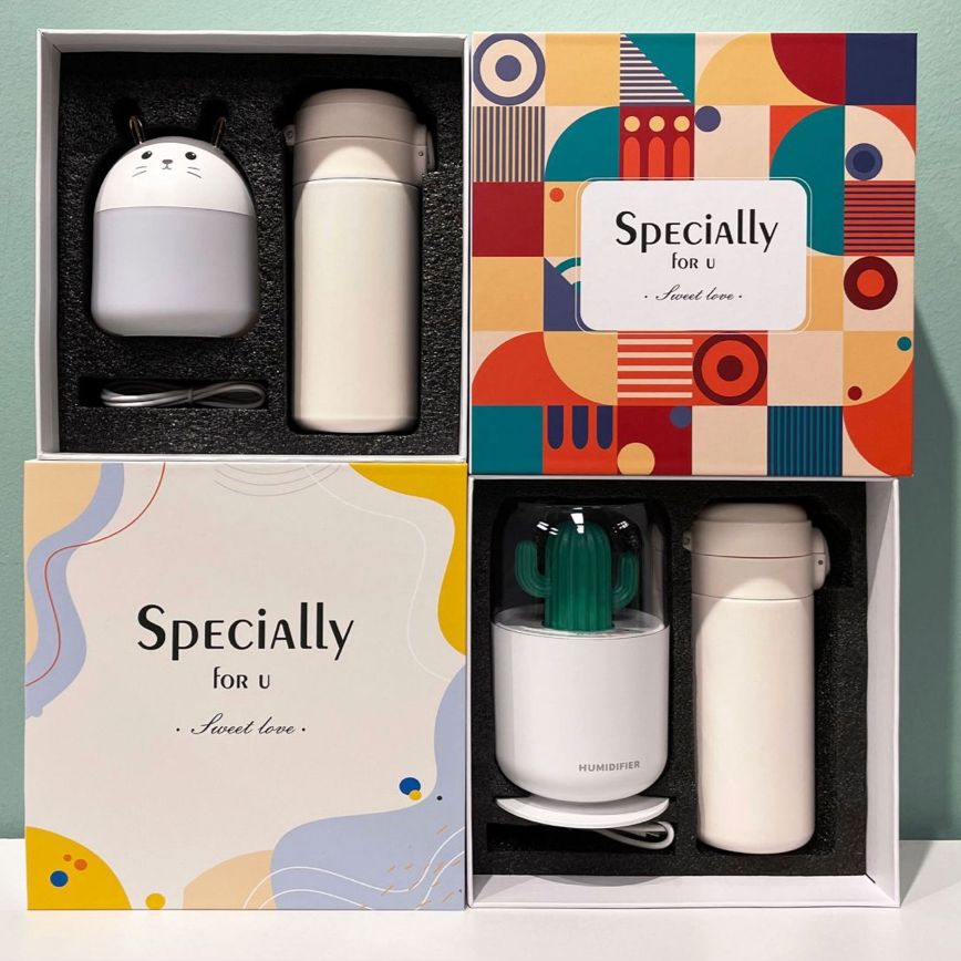 Personalized Gift Set Desk Idea
