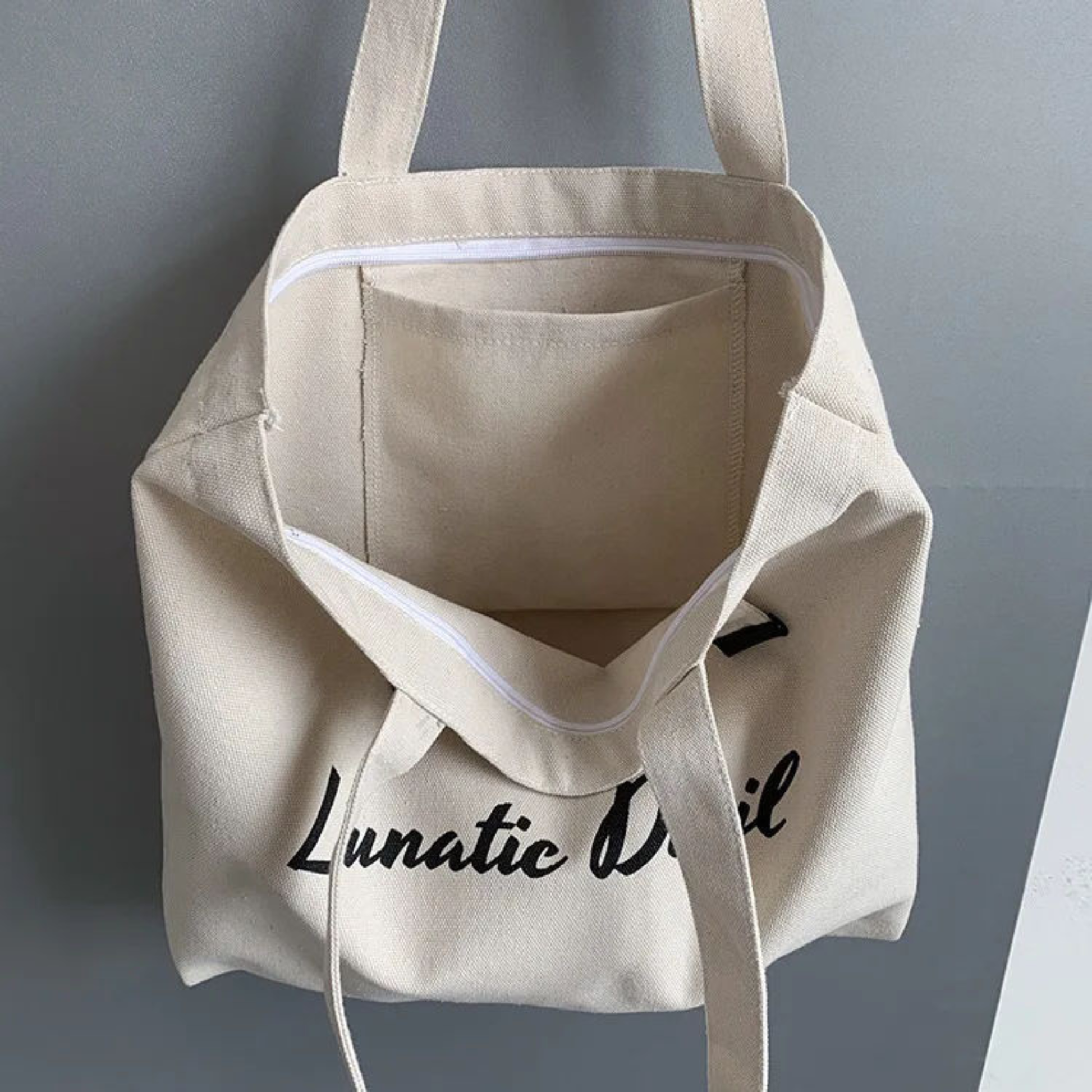 blank-tote-bag-for-logo-print