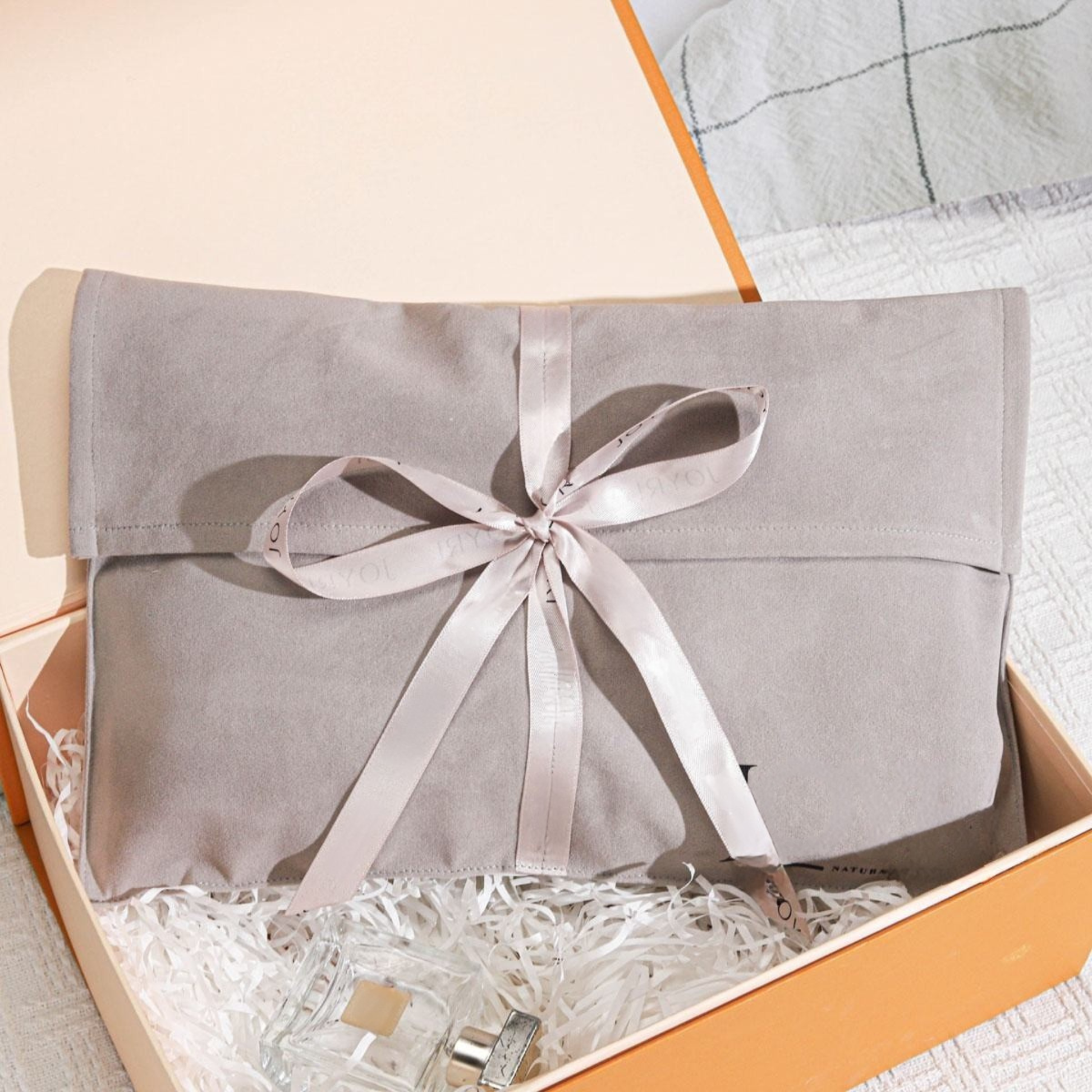 faux-suede-makeup-pouch-luxury