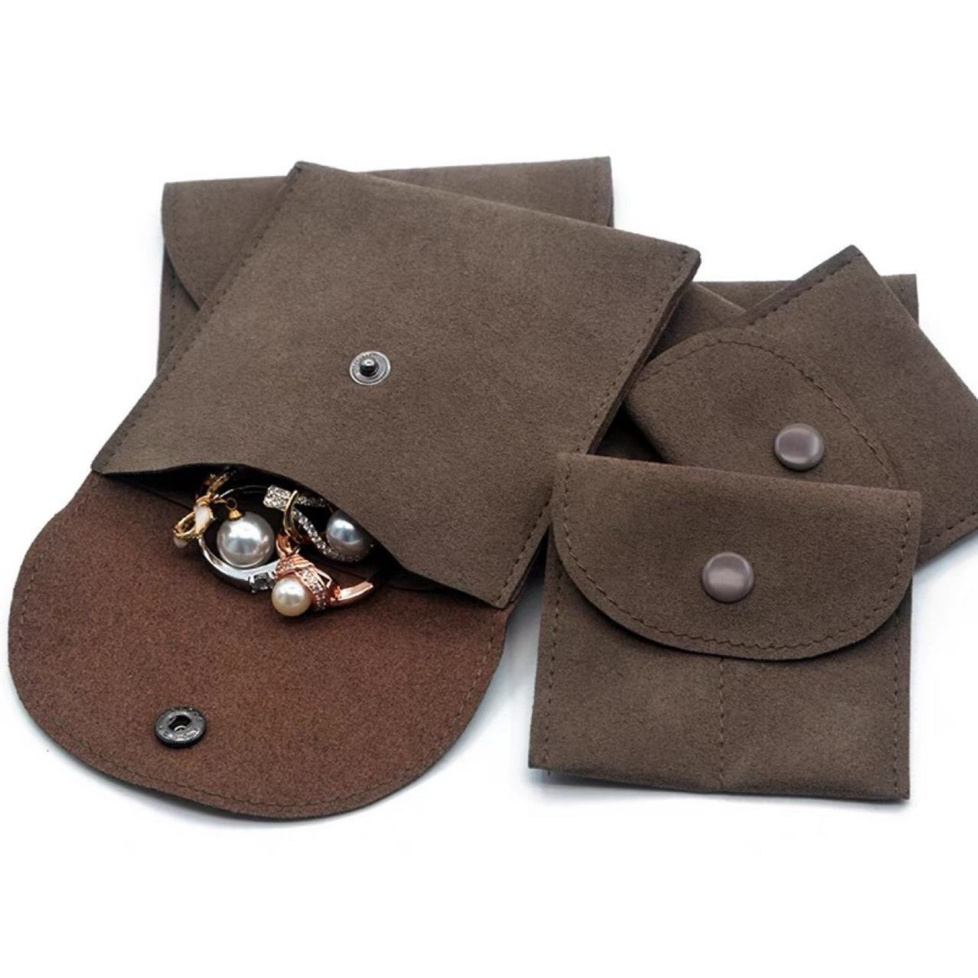 personalized-velvet-flap-pouch